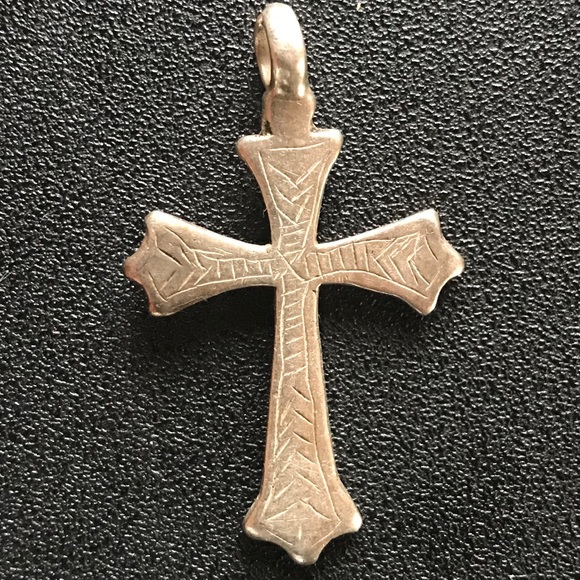 Flared Etched Ethiopian Silver Cross Pendant - Picture 2 of 4